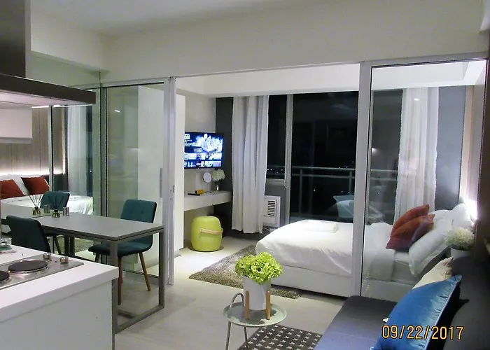 Azure Urban By Radlett Apartment *